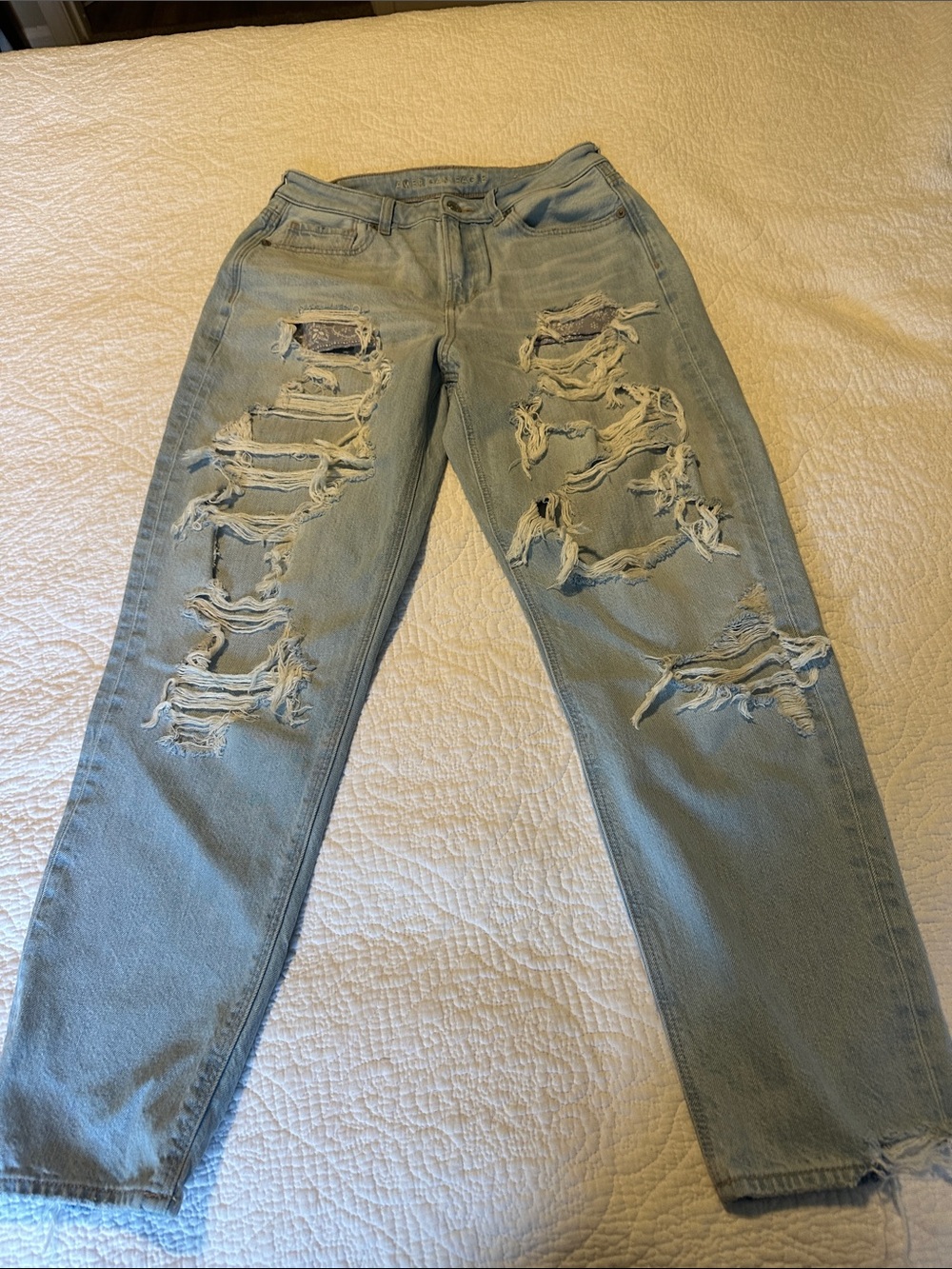 American Eagle Outfitters Light Blue Distressed Straight Leg Jeans
